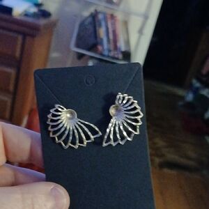 Elegant (800) Silver Fan Earrings